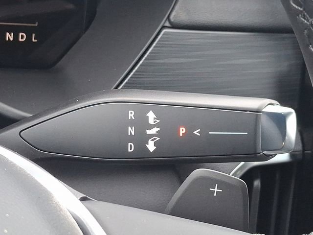 New 2026 GMC Acadia Elevation image 13