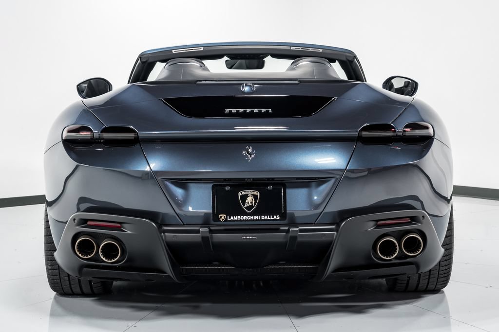Used 2024 Ferrari Roma Spider RWD image 4