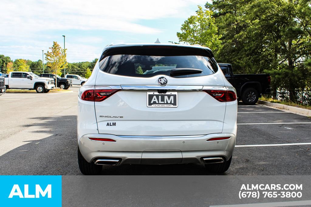 Used 2024 Buick Enclave Premium image 11