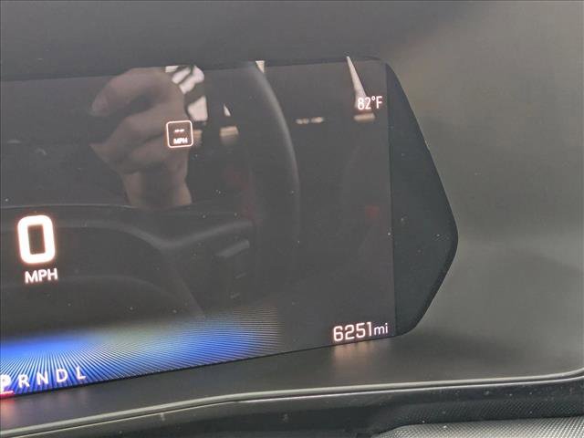Used 2025 Chevrolet Colorado Z71 w/ Midnight Edition AWD/4WD image 11