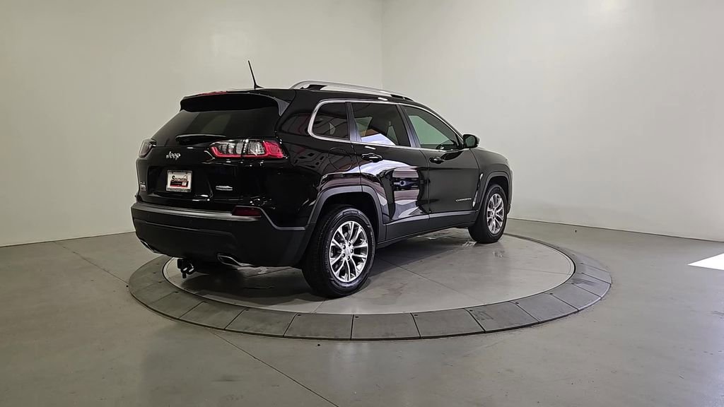 Used 2021 Jeep Cherokee Latitude Lux w/ Mopar Interior Package AWD/4WD image 5