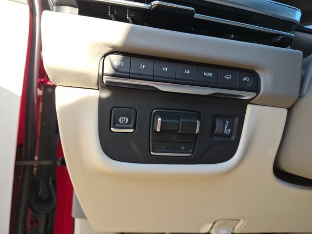 New 2026 Cadillac Escalade Platinum Sport w/ LPO, ONYX Package AWD/4WD image 11