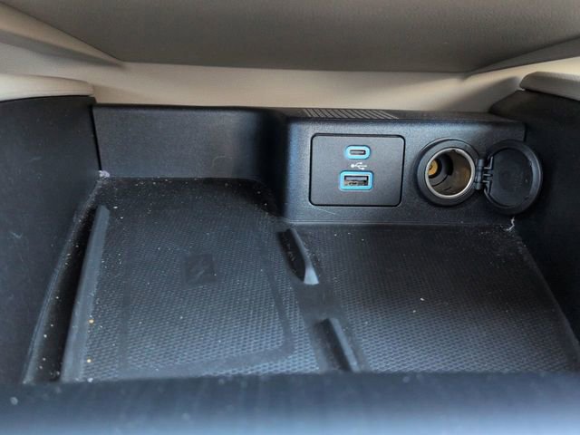 Used 2022 Ford Escape SEL w/ Technology Package image 27