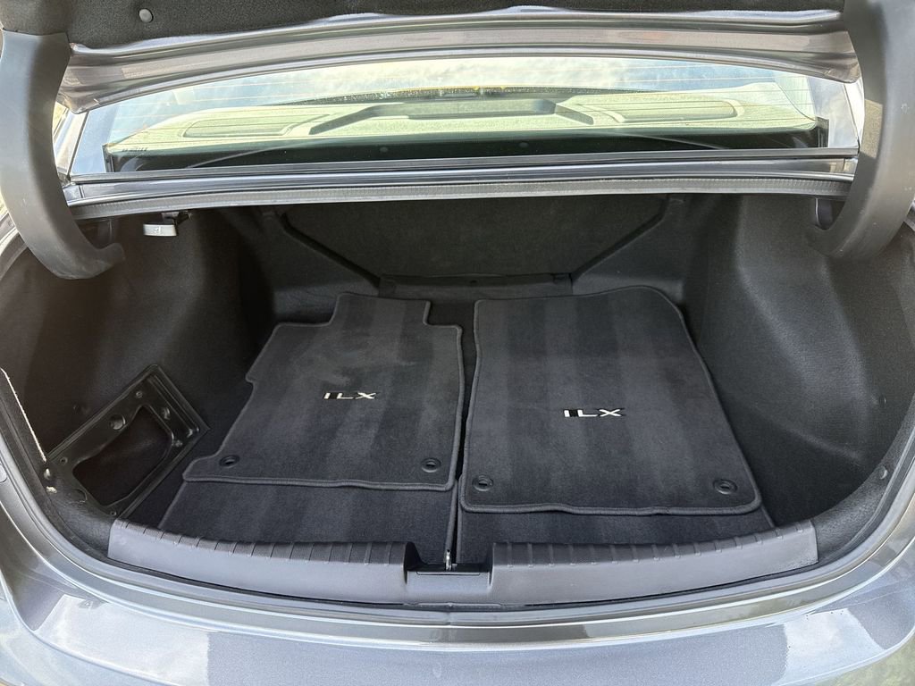 Used 2019 Acura ILX FWD image 21