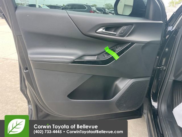 Used 2026 Chevrolet Equinox LT AWD/4WD image 18