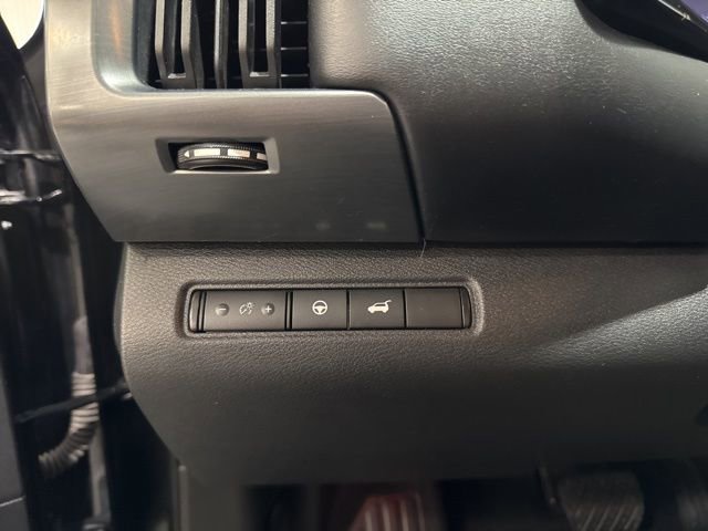 Certified 2024 Nissan Pathfinder SL w/ SL Premium Package AWD/4WD image 24