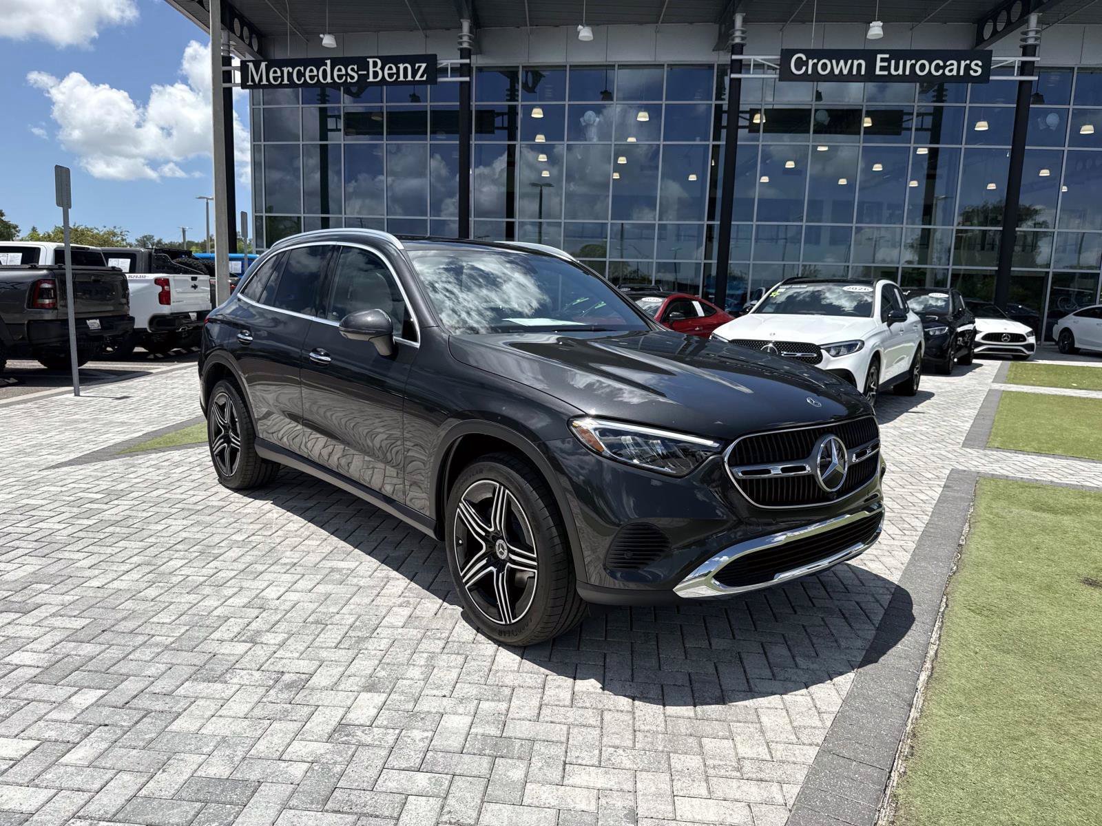 New 2027 Mercedes-Benz GLC 300 image 7