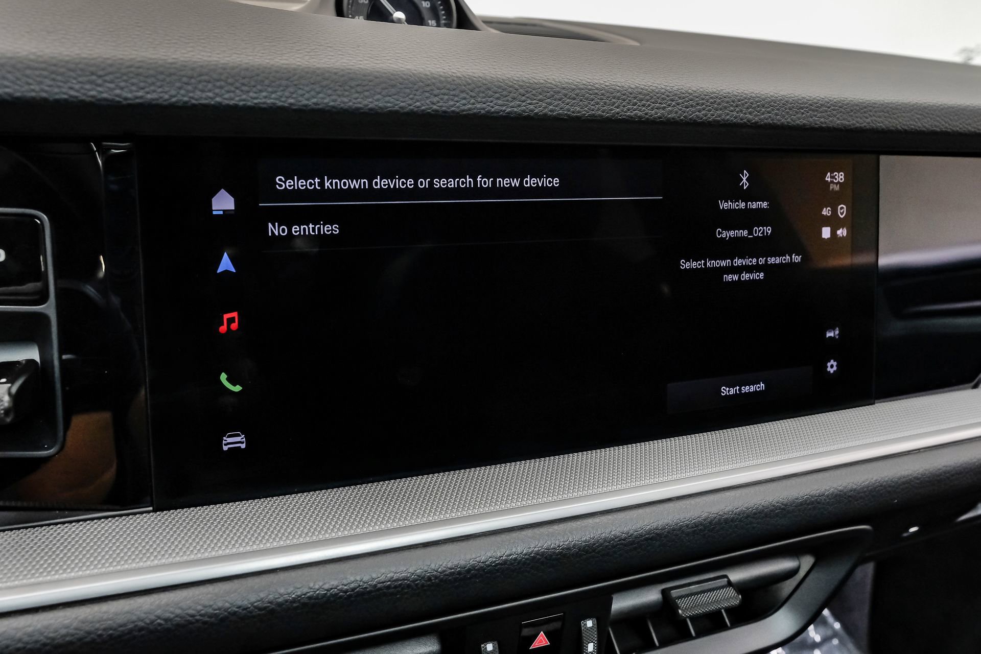 Used 2024 Porsche Cayenne Coupe image 33