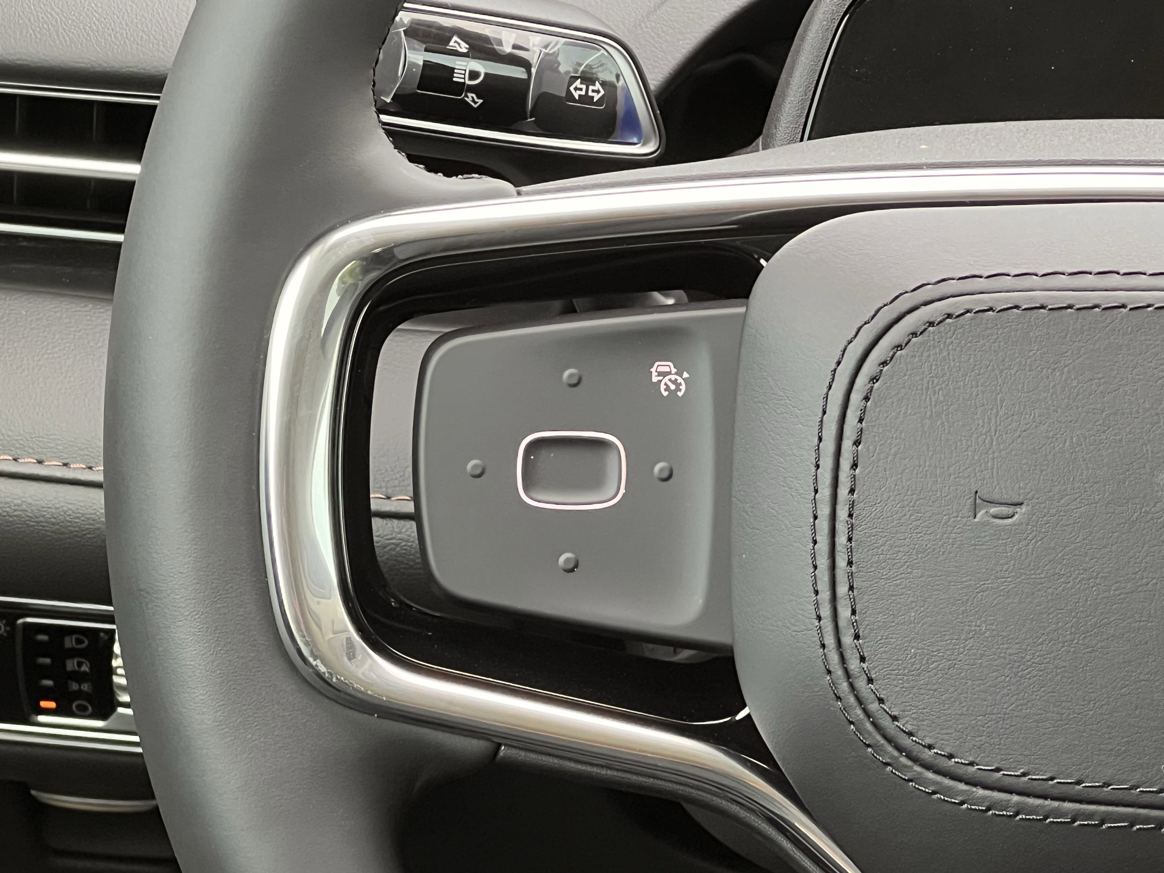 New 2026 Lincoln Nautilus Reserve AWD/4WD image 14