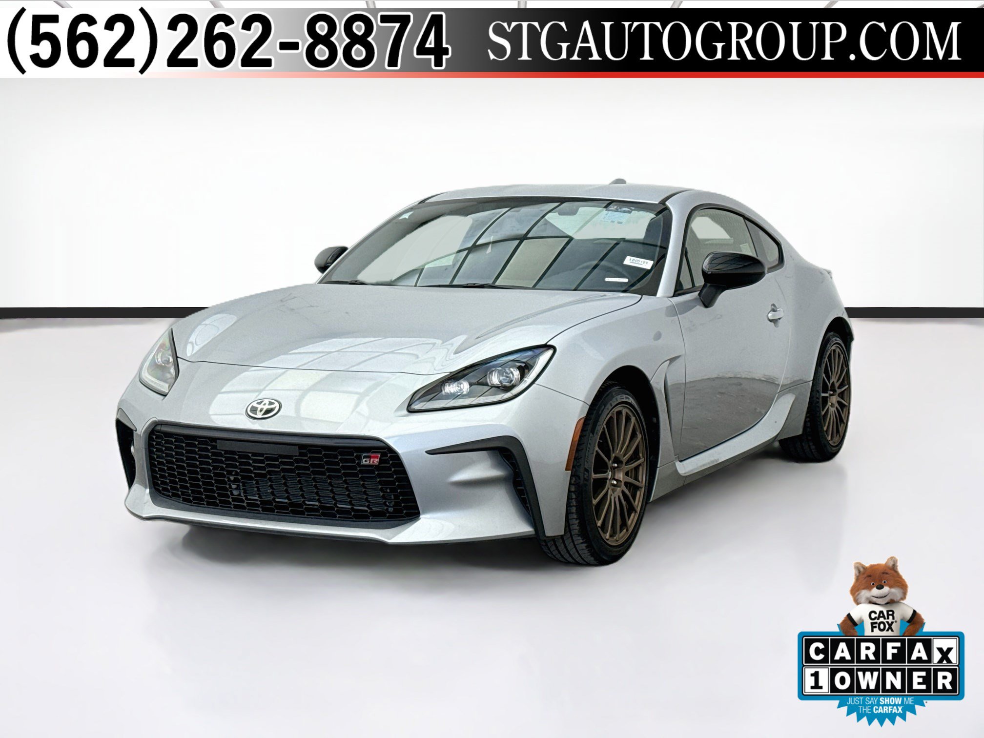 Used 2025 Toyota GR86 w/ ALL Weather Mat Package (TMS) RWD image 1