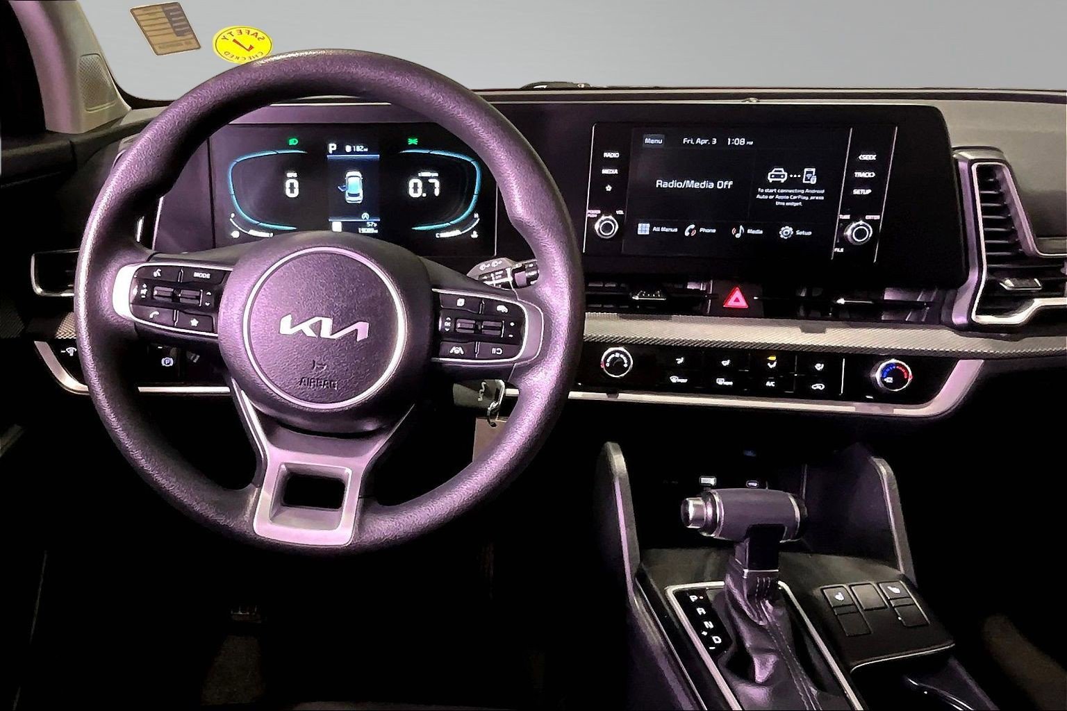 Used 2024 Kia Sportage LX image 8