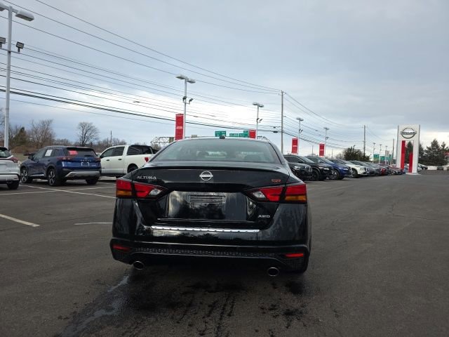 Certified 2023 Nissan Altima 2.5 SR image 6