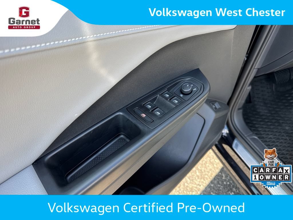 Certified 2024 Volkswagen Taos SE AWD/4WD image 12