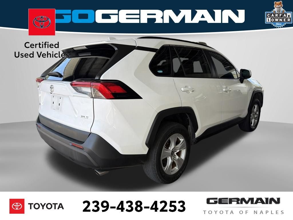 Used 2021 Toyota RAV4 XLE w/ Convenience Package FWD image 7