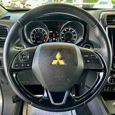 Used 2020 Mitsubishi Outlander Sport ES image 12