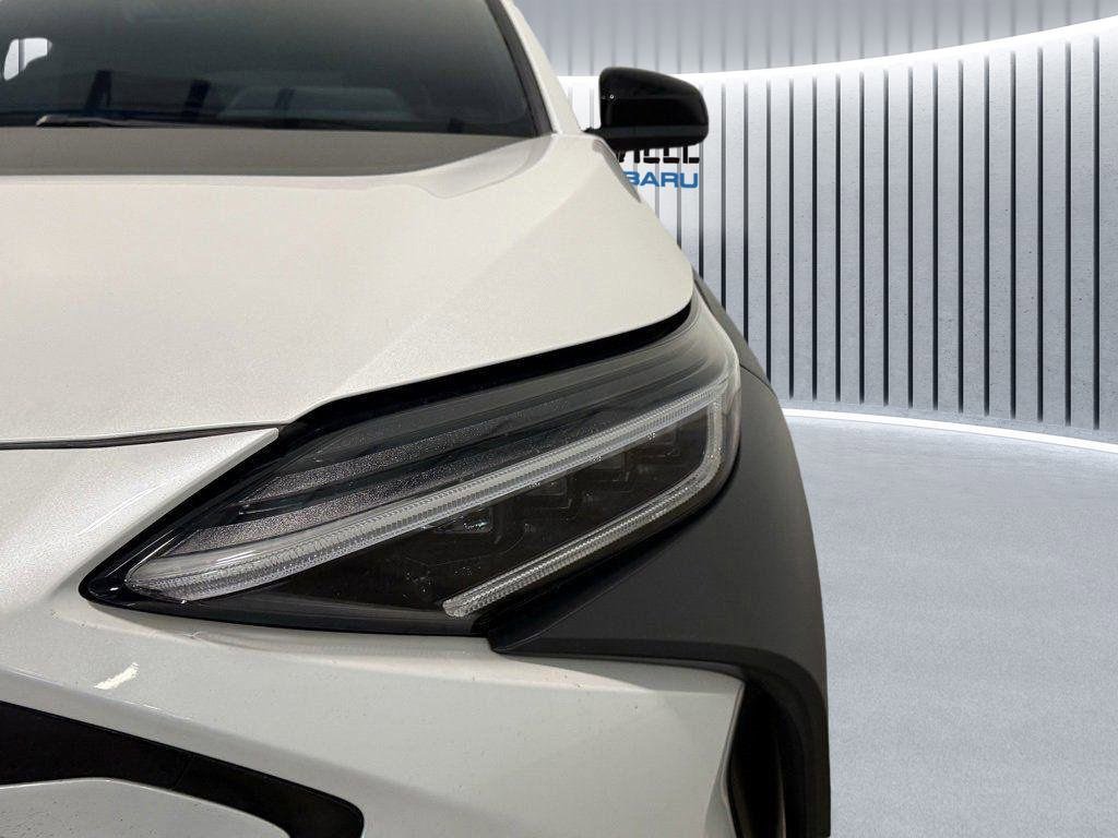 Used 2024 Subaru Solterra Premium image 16