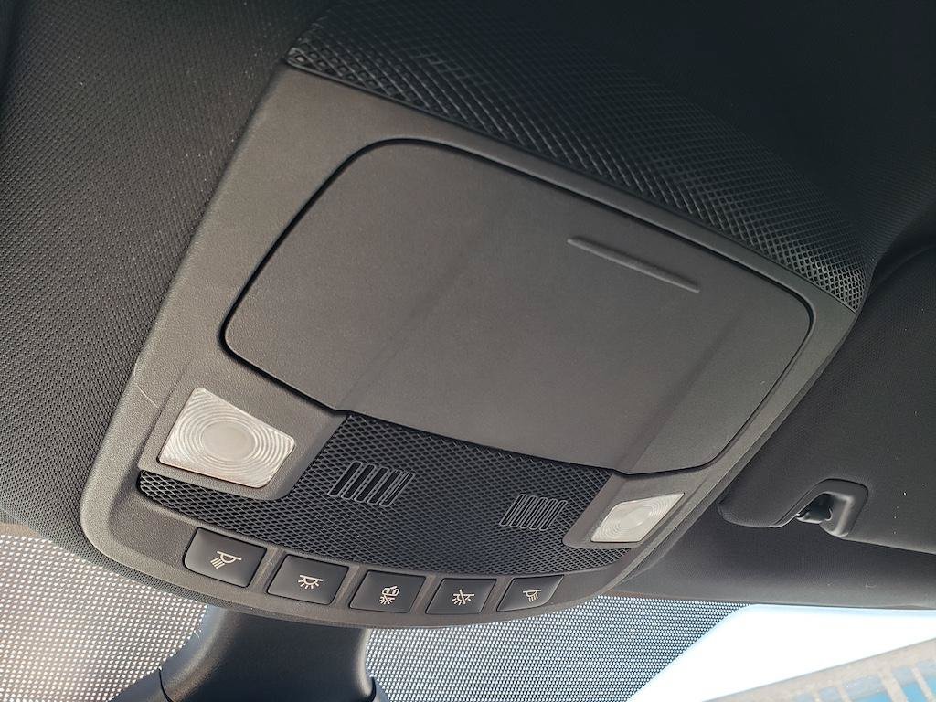 Used 2021 Ford Edge ST-Line FWD image 31