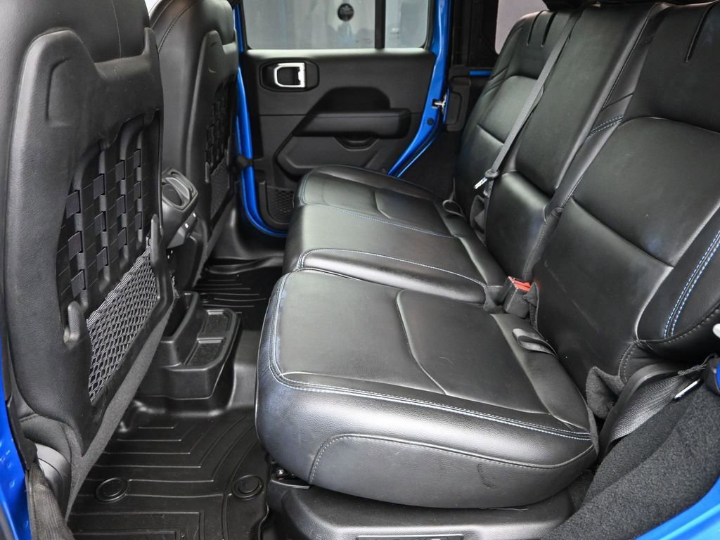 Used 2022 Jeep Wrangler Unlimited Rubicon 4xe w/ Cold Weather Group image 10