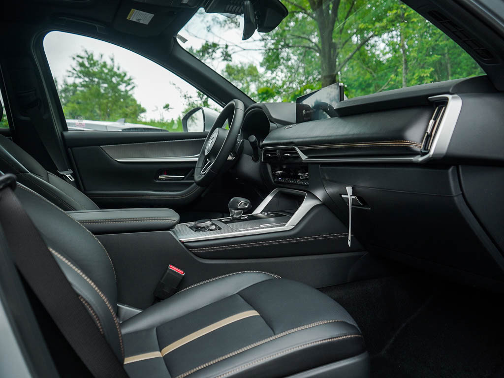 New 2025 MAZDA CX-90 Plug-In Hybrid w/ Premium Plus image 11