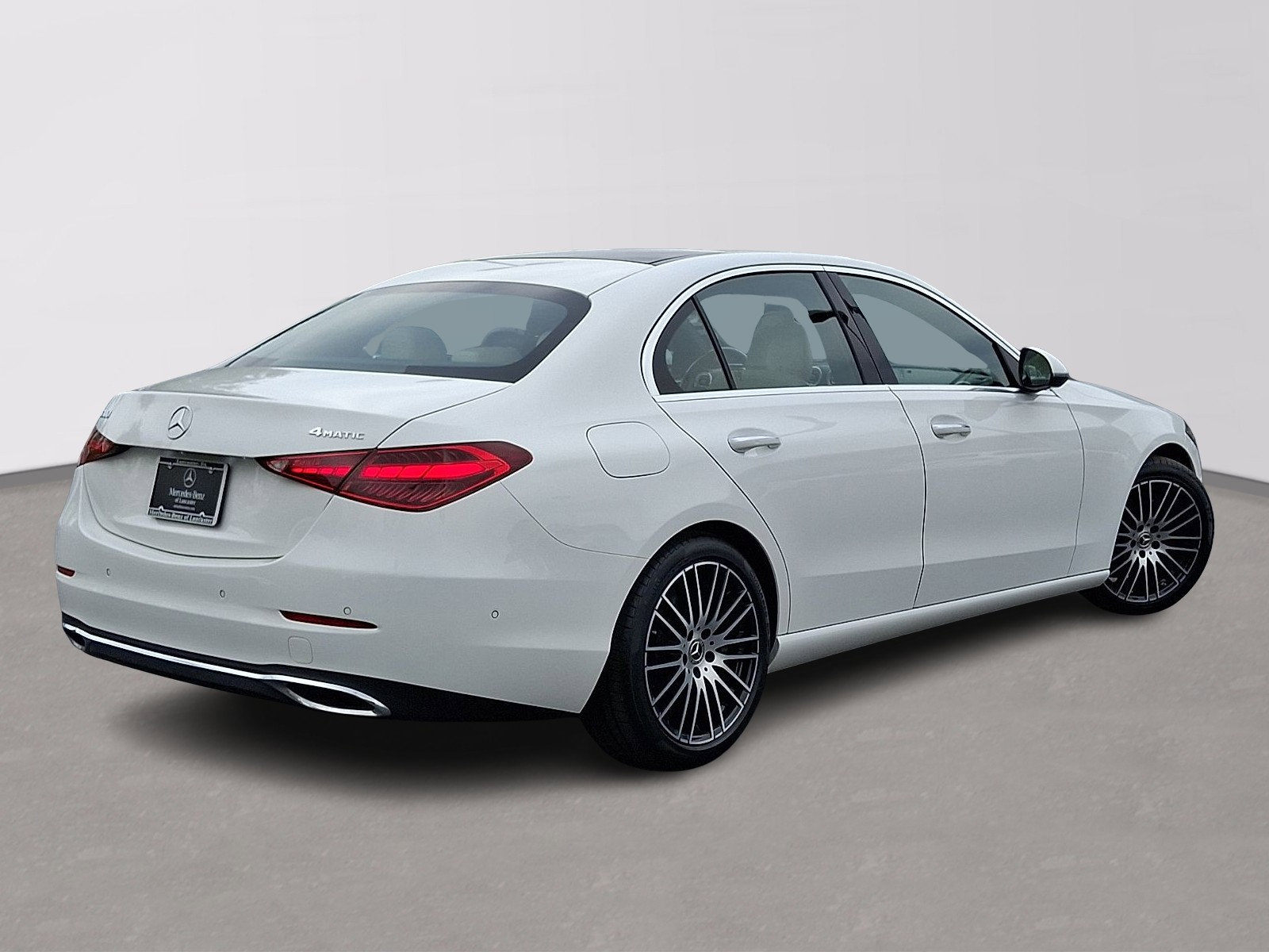 Certified 2022 Mercedes-Benz C 300 4MATIC Sedan image 4