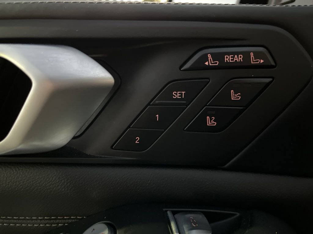 Used 2022 BMW X7 xDrive40i w/ Executive Package image 12