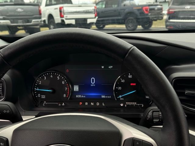 Used 2022 Ford Explorer XLT w/ Equipment Group 202A image 8