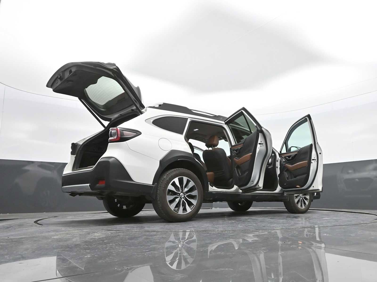 Used 2023 Subaru Outback Touring XT image 45