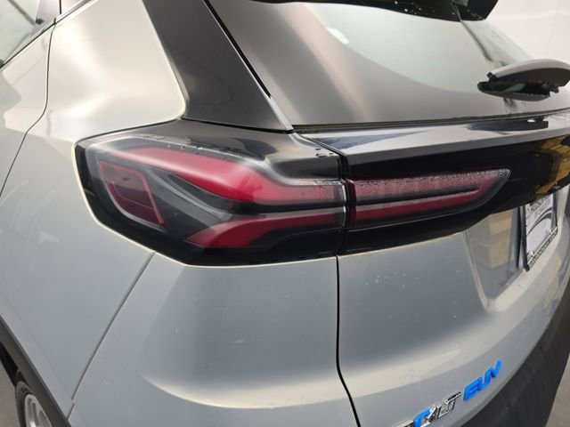 Used 2023 Chevrolet Bolt EUV LT w/ Driver Confidence Package image 18