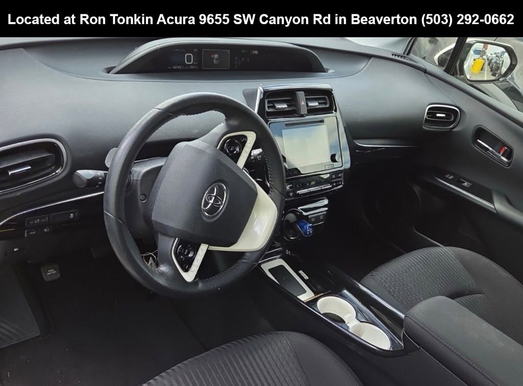 Used 2016 Toyota Prius Three w/ Advanced Technology Package FWD image 8