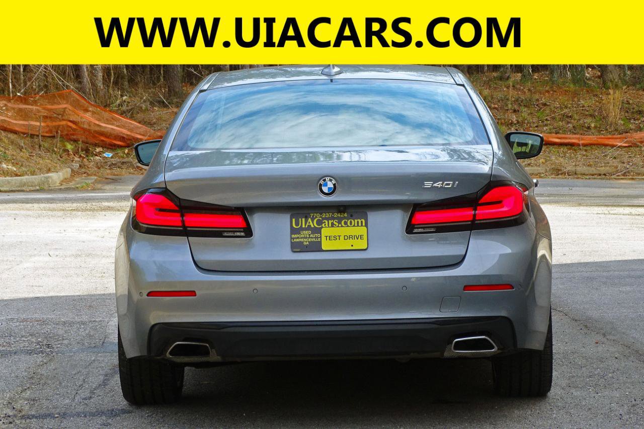 Used 2023 BMW 540i w/ Executive Package image 9