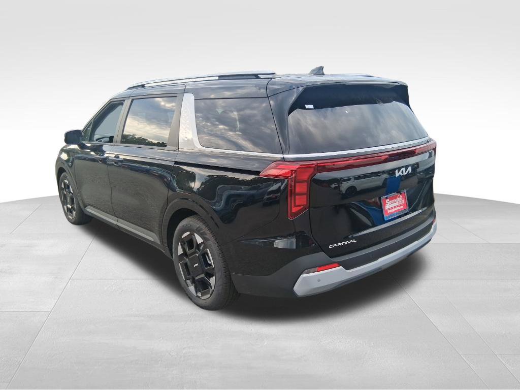 Certified 2026 Kia Carnival EX FWD image 8