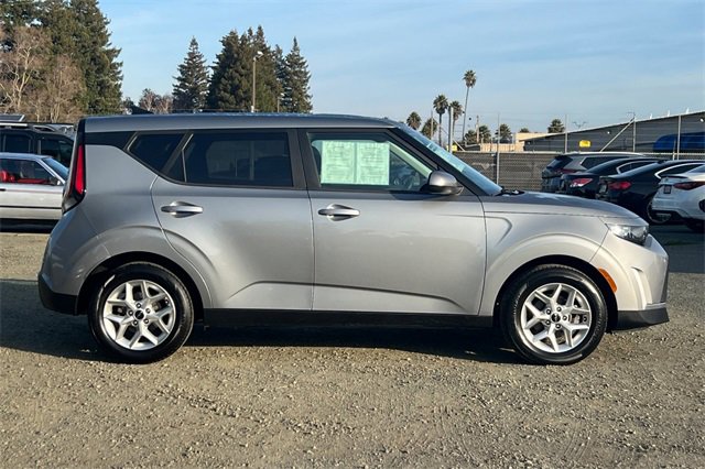 Used 2024 Kia Soul LX w/ Option Group 015 image 3