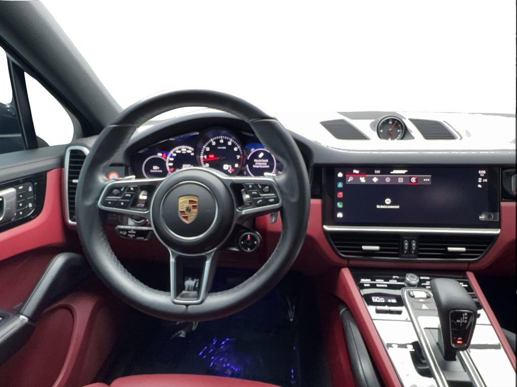 Used 2023 Porsche Cayenne Platinum Edition image 26