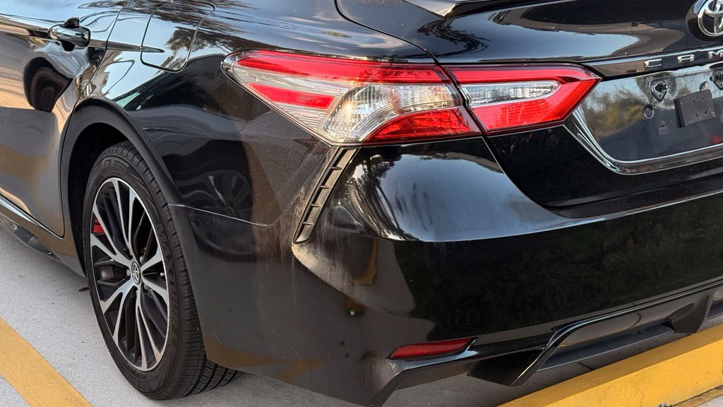 Used 2019 Toyota Camry SE w/ Convenience Package FWD image 7