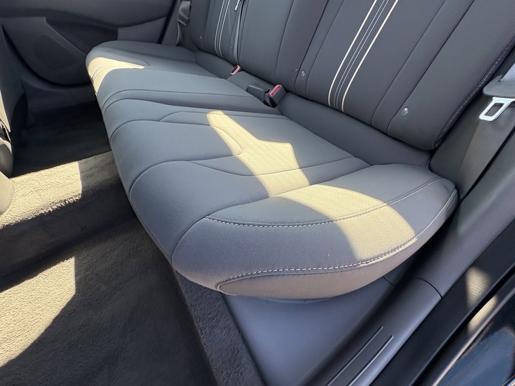 Used 2023 Hyundai Elantra SEL image 21