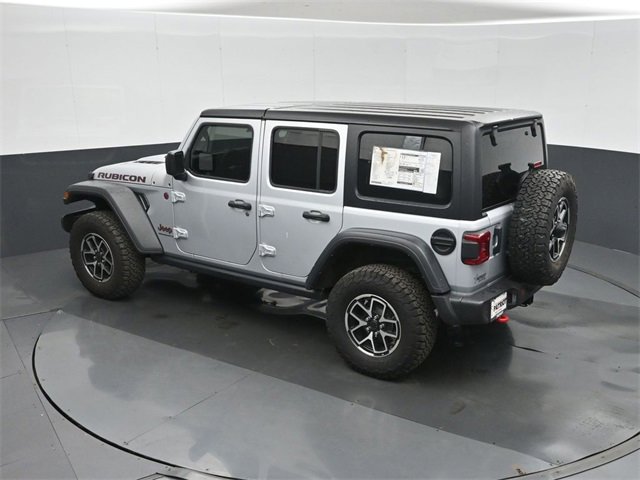 Used 2024 Jeep Wrangler Unlimited Rubicon w/ Technology Group image 27