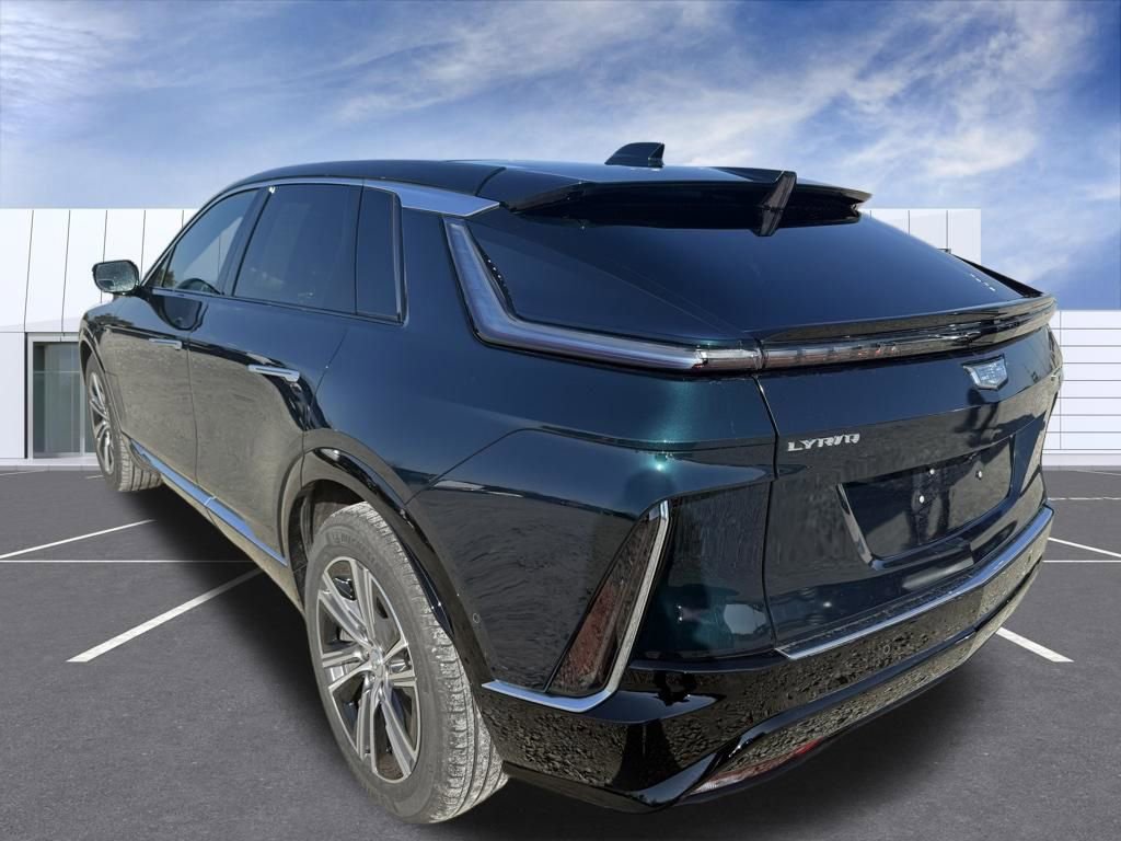 Certified 2024 Cadillac Lyriq Luxury w/ LPO, Floor Liner Package image 4