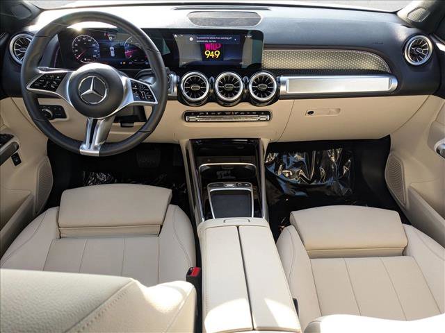 Certified 2025 Mercedes-Benz GLB 250 4MATIC image 19