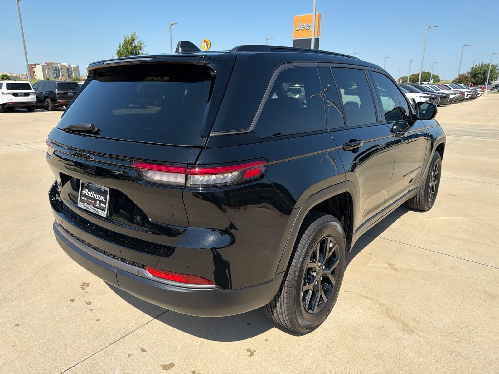 New 2026 Jeep Grand Cherokee Altitude AWD/4WD image 5