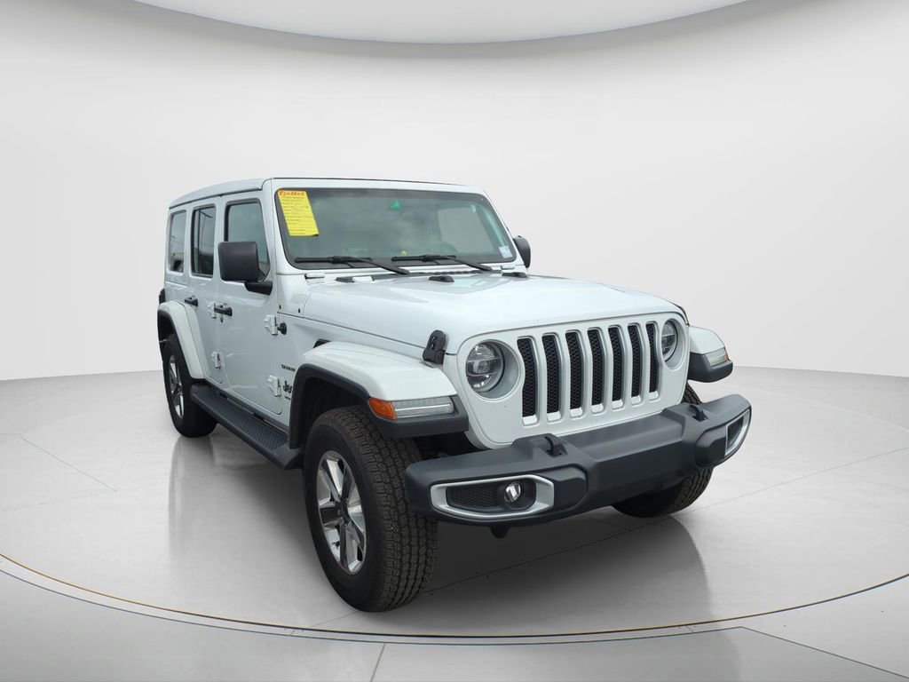 Used 2020 Jeep Wrangler Unlimited Sahara AWD/4WD image 3