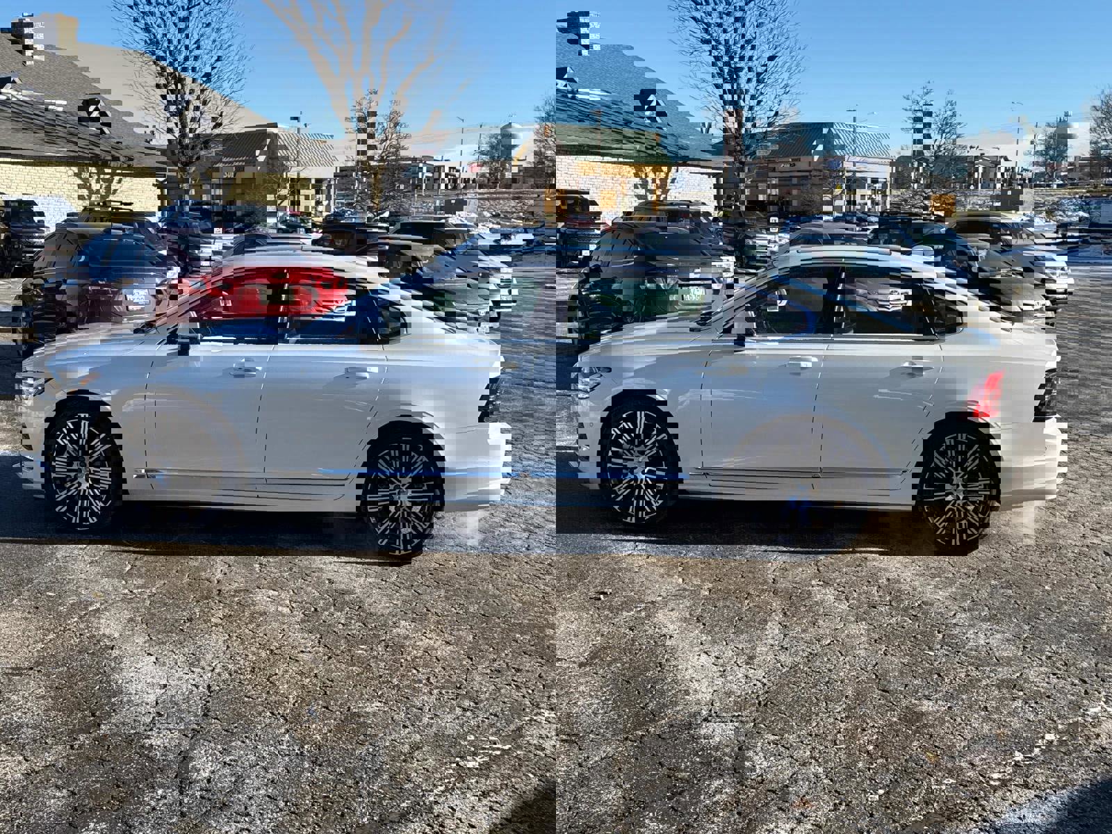 Certified 2024 Volvo S90 B6 Ultimate w/ Protection Package Premier image 8