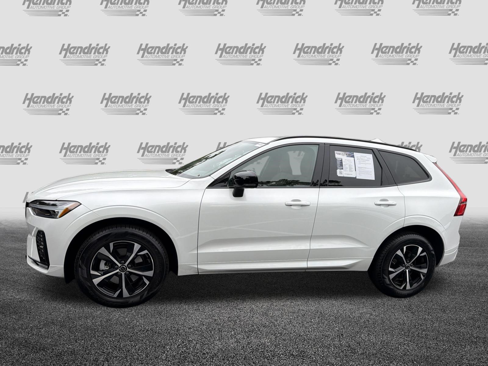 Certified 2026 Volvo XC60 B5 Core AWD/4WD image 8