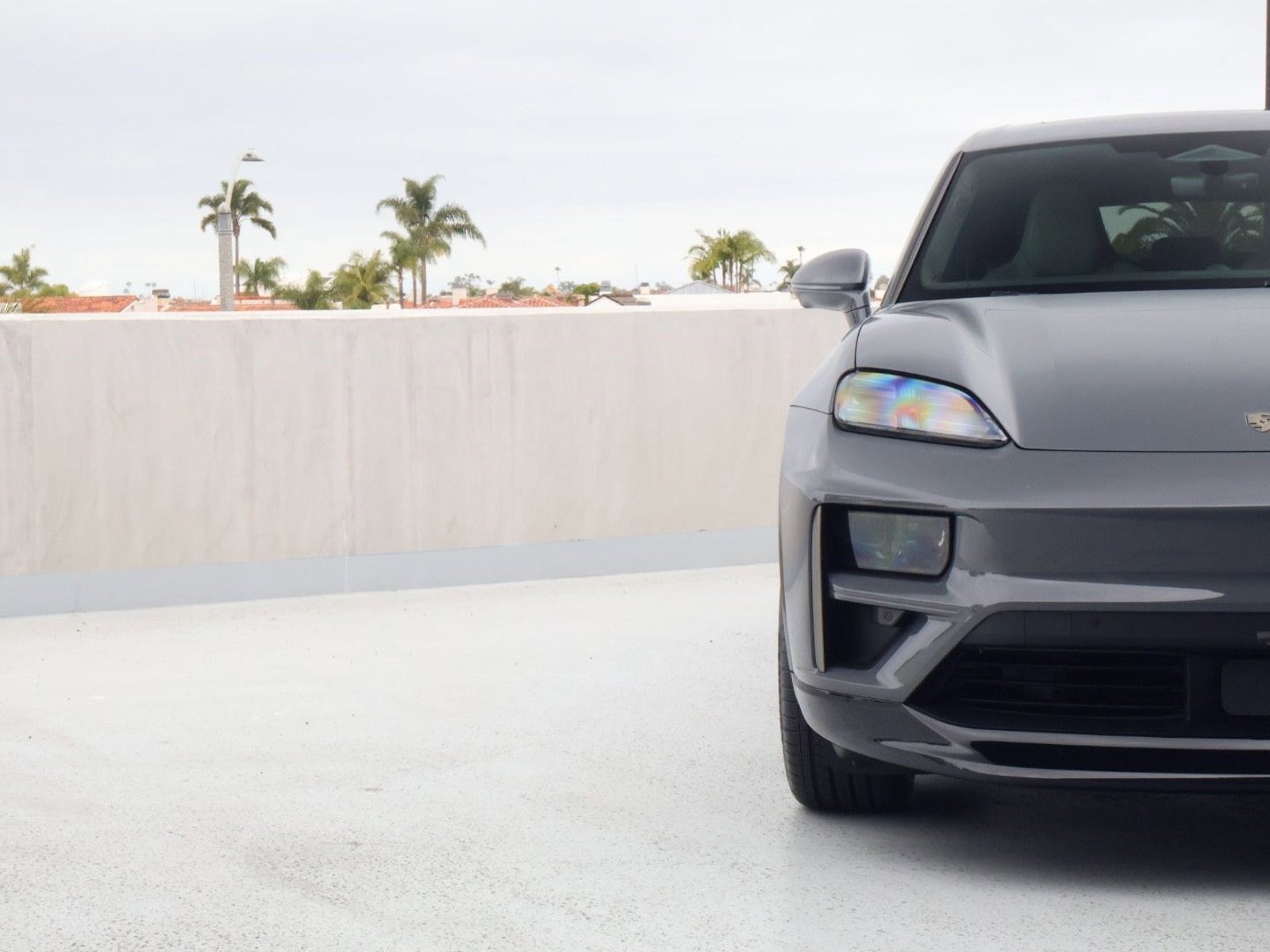New 2026 Porsche Macan Turbo Electric AWD/4WD image 12