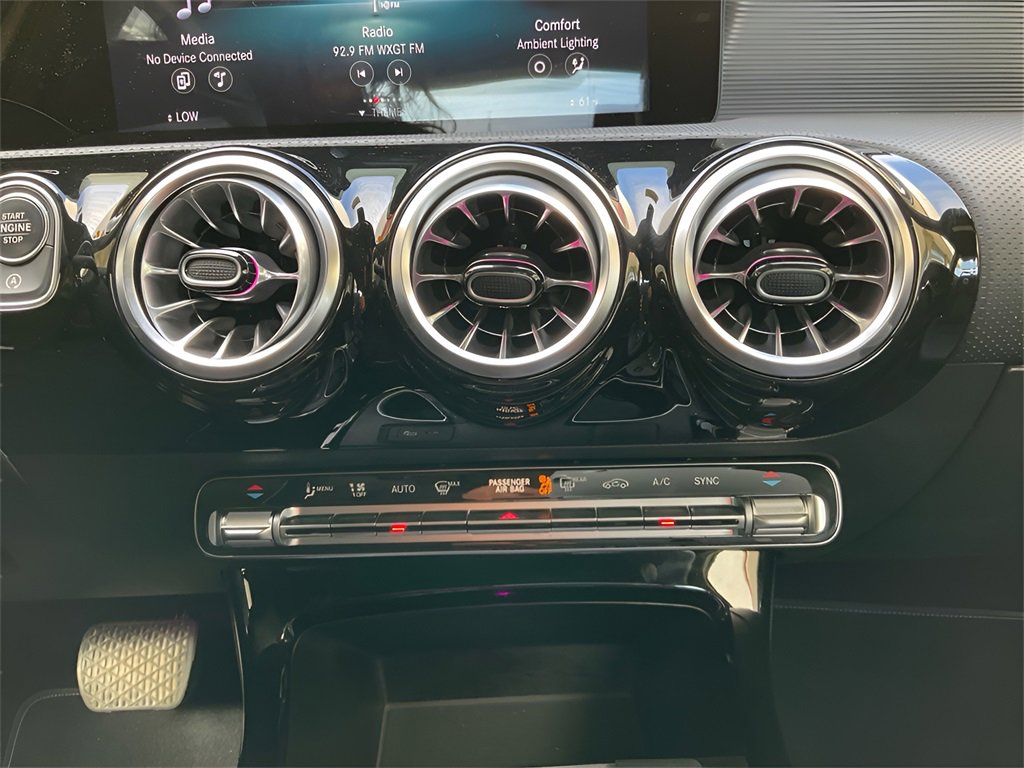 Used 2022 Mercedes-Benz A 220 4MATIC image 24