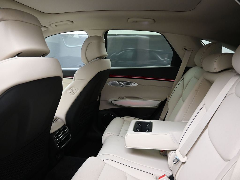Used 2026 Genesis GV70 2.5T Advanced AWD/4WD image 18