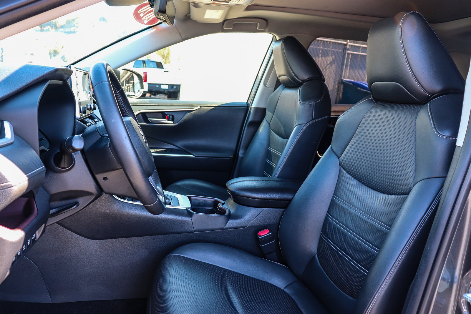 Certified 2020 Toyota RAV4 Limited FWD image 17