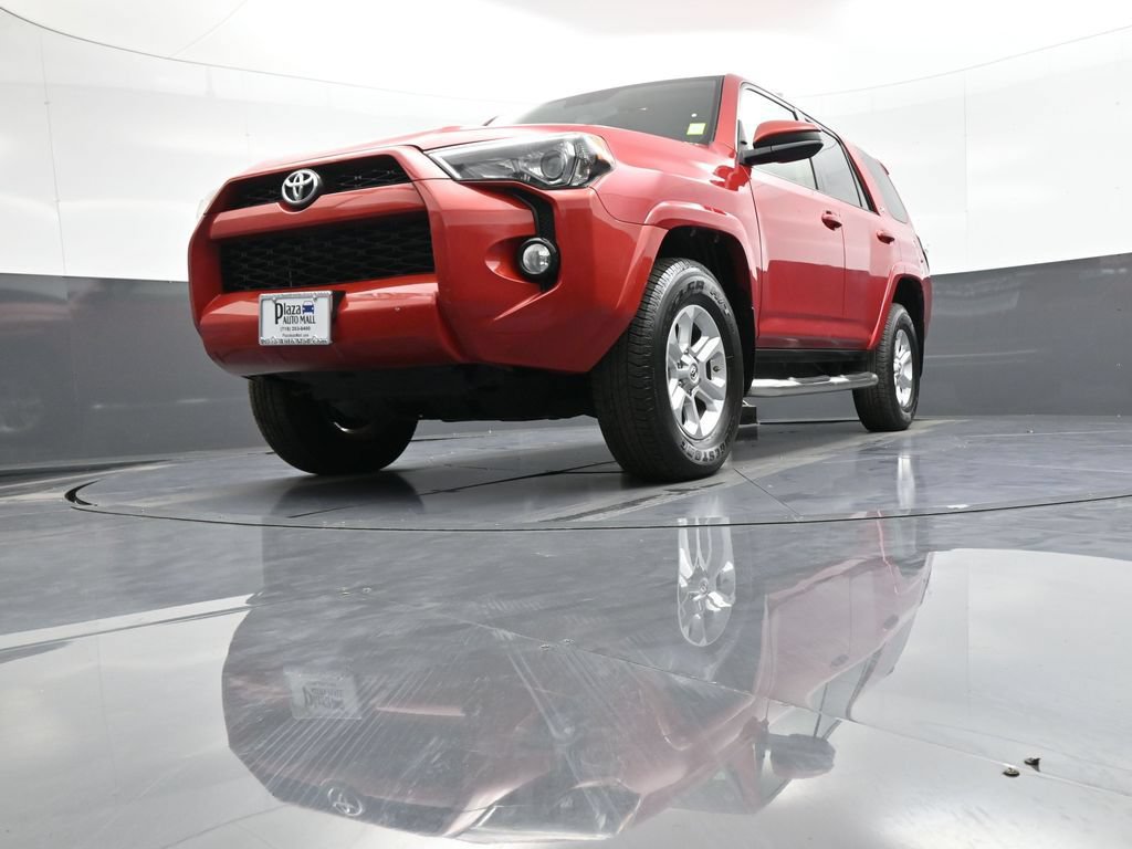 Used 2016 Toyota 4Runner SR5 AWD/4WD image 24