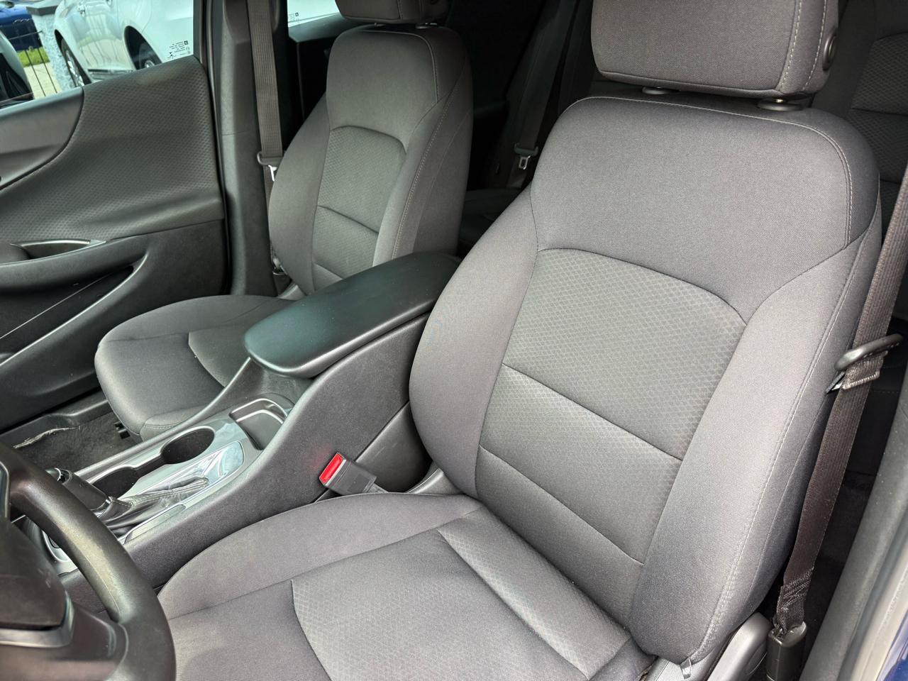 Used 2017 Chevrolet Malibu LS FWD image 6