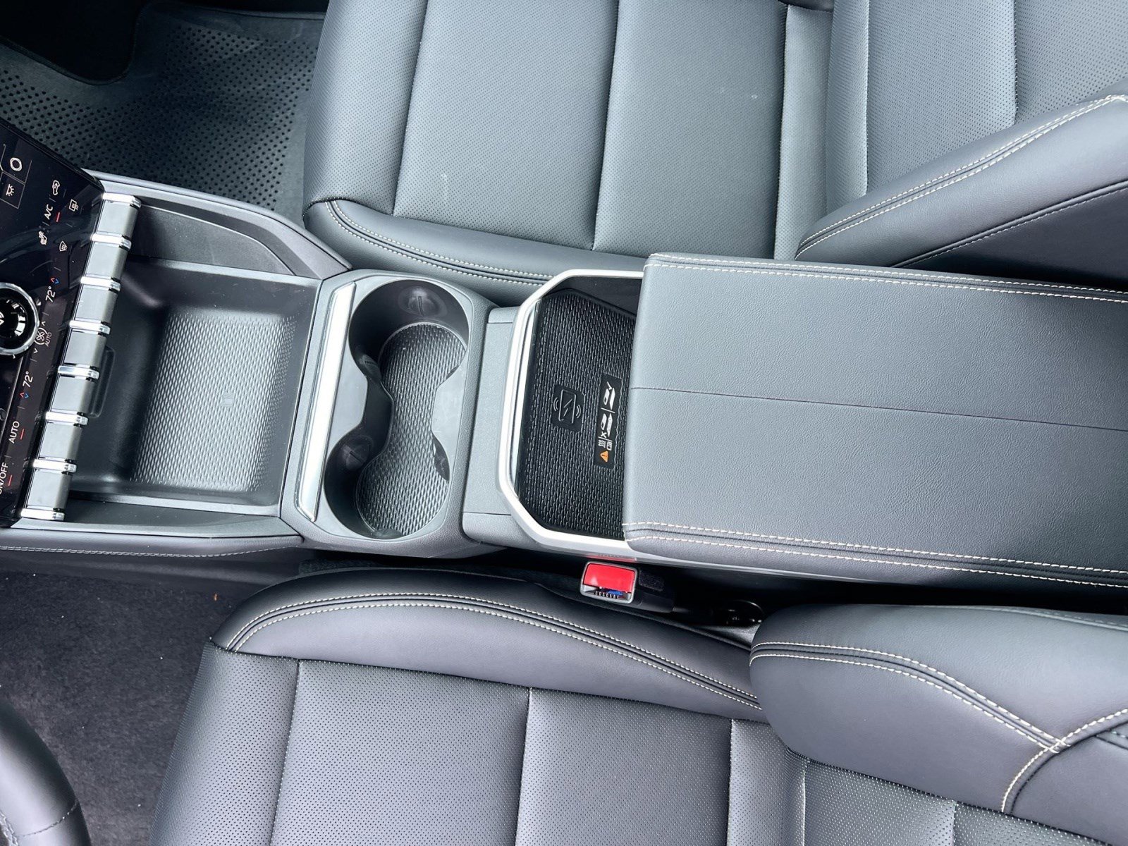 New 2026 GMC Terrain Elevation w/ Elevation Premium Package image 19