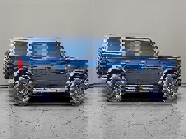 Certified 2023 Ford Bronco Black Diamond image 13